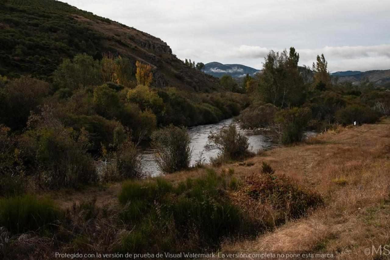 Casa Rural La Parda Triollo ภายนอก รูปภาพ